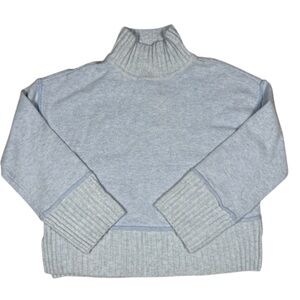 NWT Oliver O Powder Blue Turtleneck Sweater Women’s Size Medium